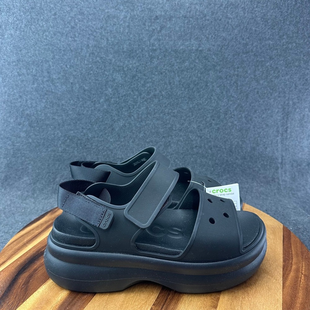 Crocs Soho Y Strap Platform Sandals Black Women's 10 NWT 211755-001